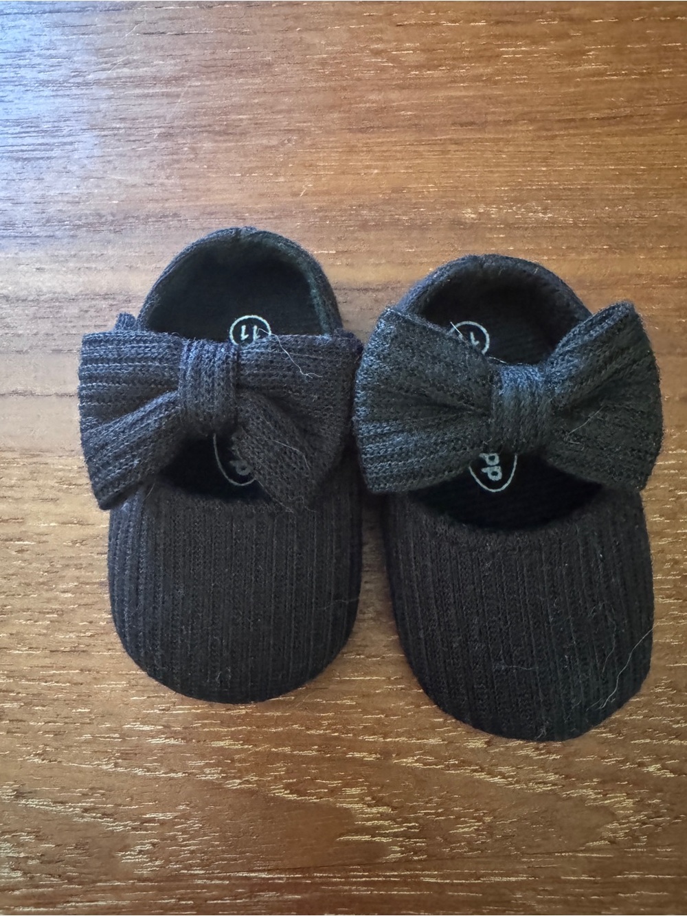 Baby/Toddler Bow Knit Slip-On Shoes in Black